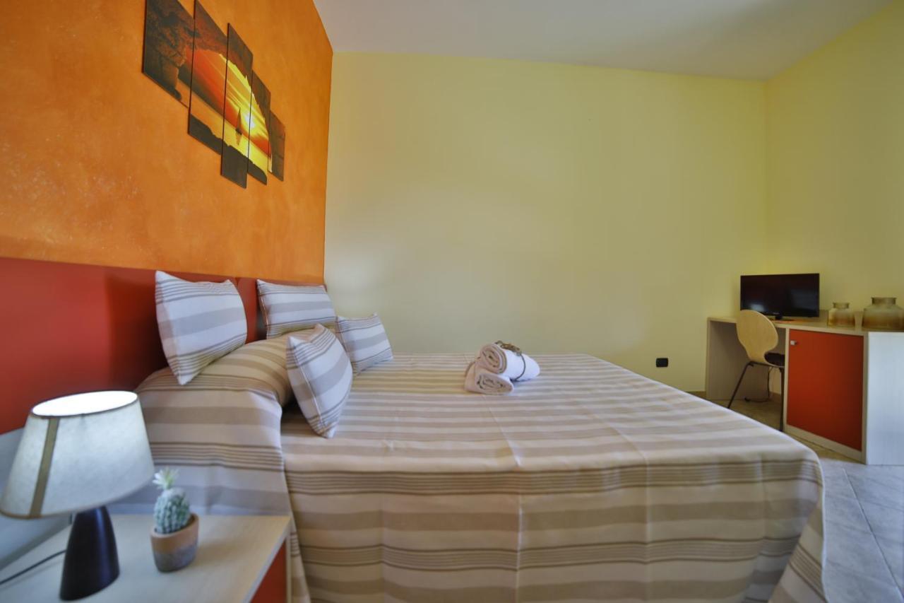 B&B La Casa Di Attilio Porto Cesareo Buitenkant foto